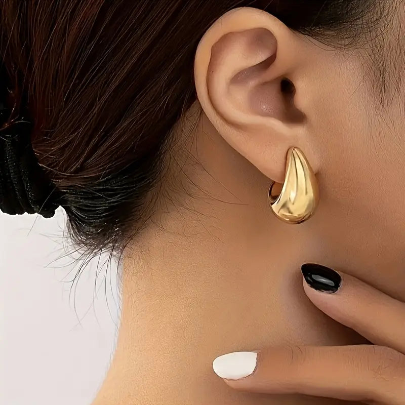 Sculpted Gold Hoop Earrings